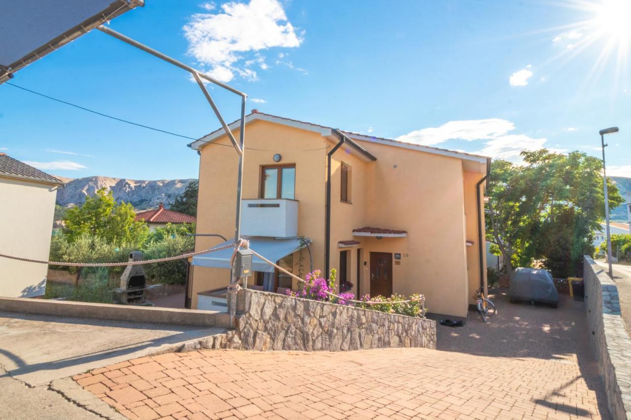 Apartments Dujmovic With Terrace Baška Εξωτερικό φωτογραφία